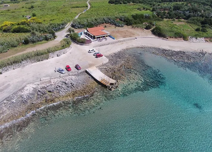 With Parking Space Lumbarda, Korcula - 4418 Apartament